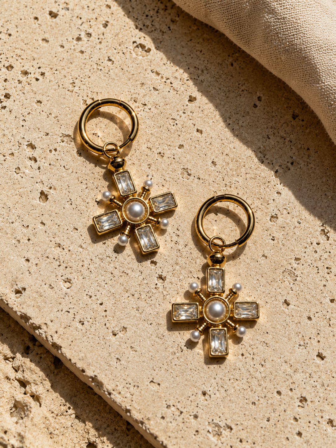 Estrella Pearl Earrings